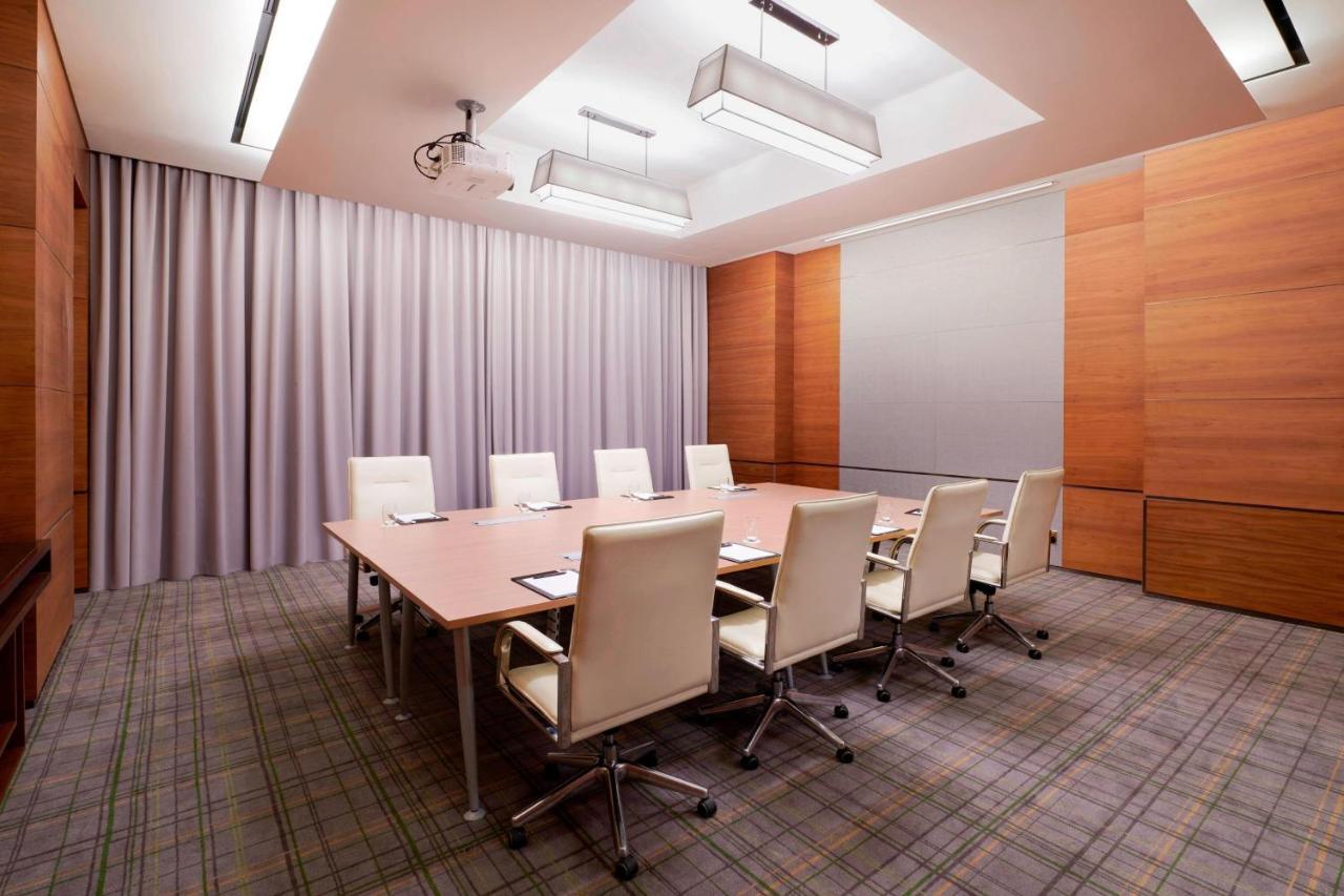 Courtyard By Marriott Seoul Times Square Hotel Buitenkant foto