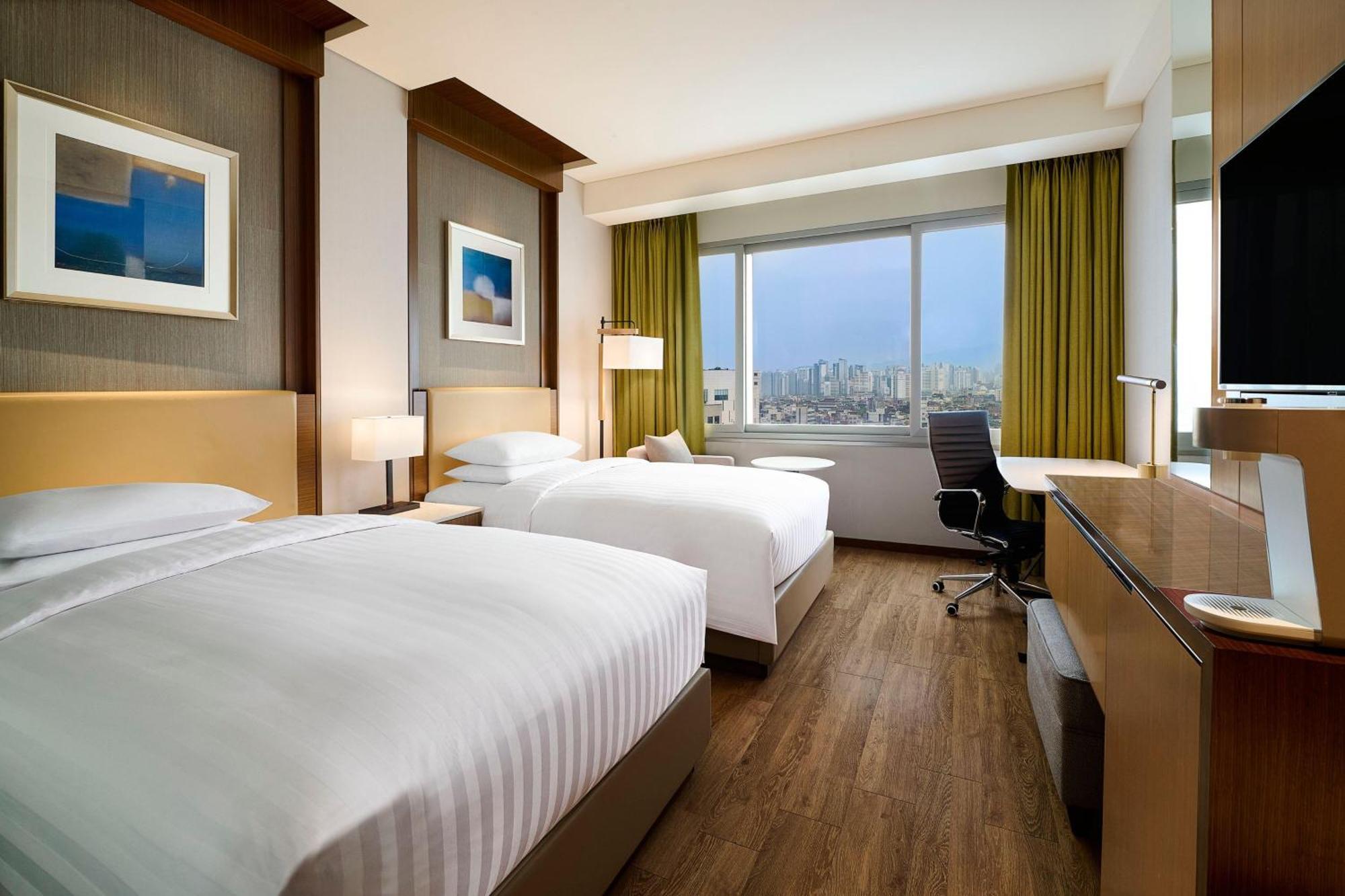 Courtyard By Marriott Seoul Times Square Hotel Buitenkant foto