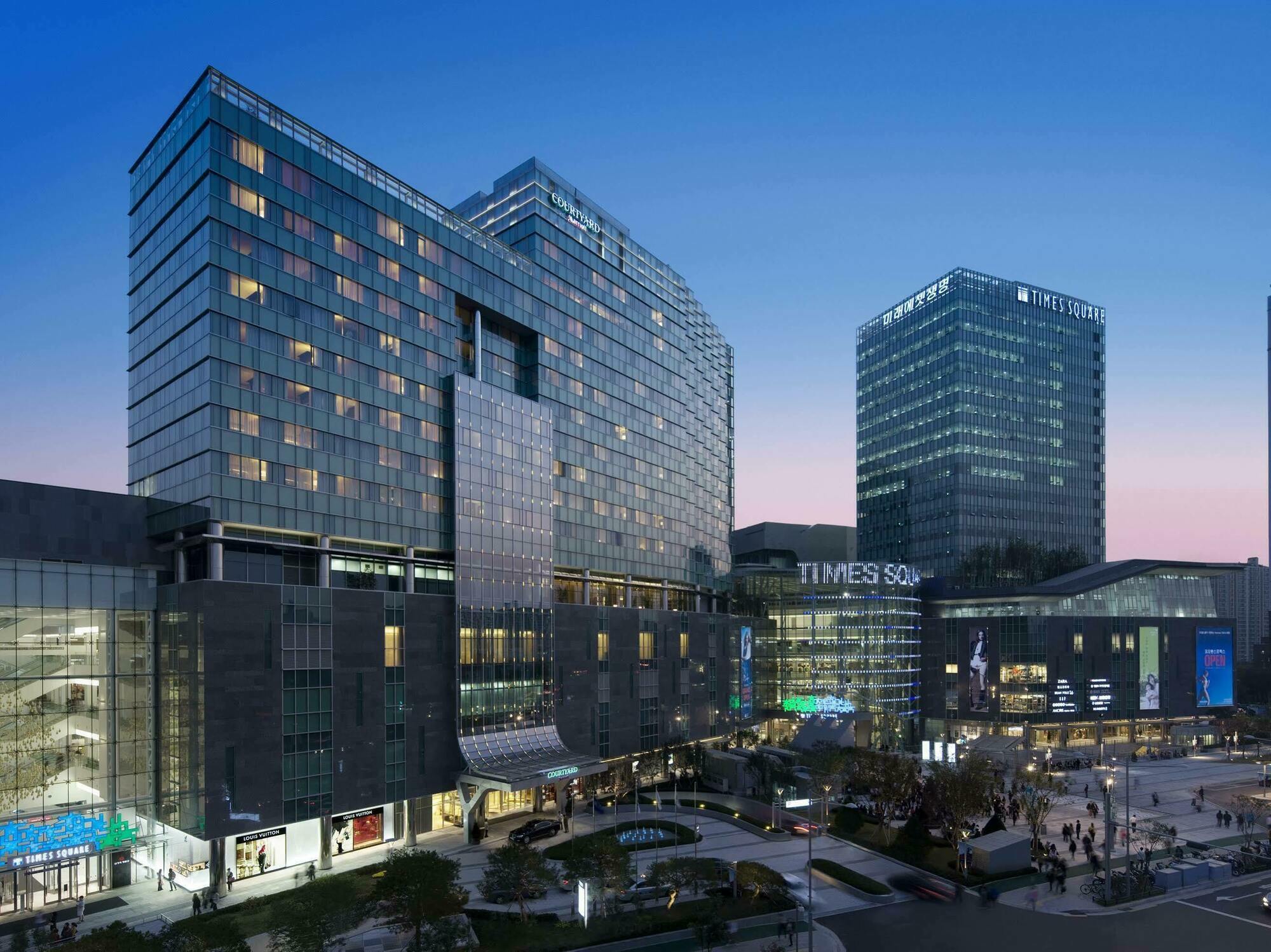 Courtyard By Marriott Seoul Times Square Hotel Buitenkant foto